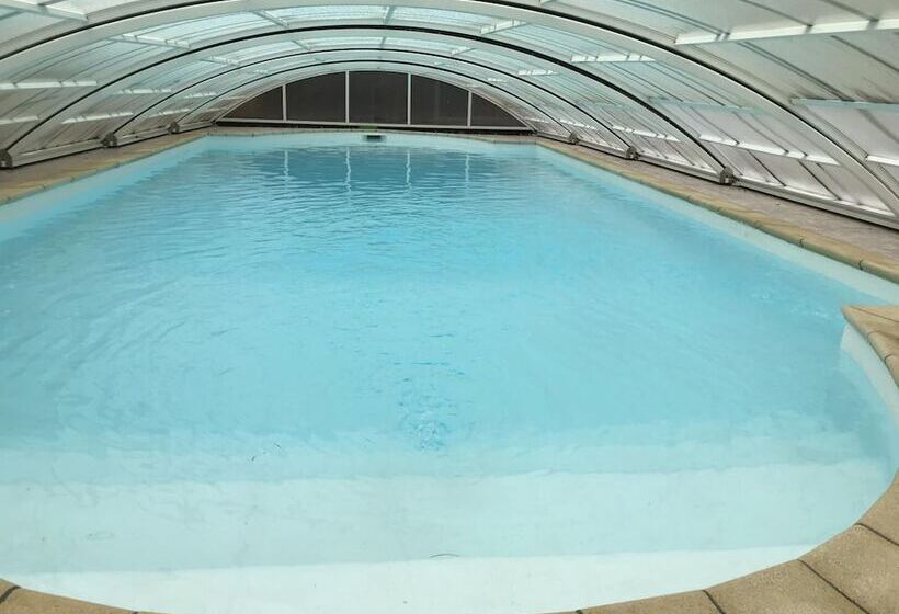 پانسیون L Escale Royale