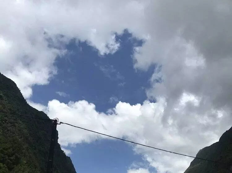 پانسیون L Escale Royale