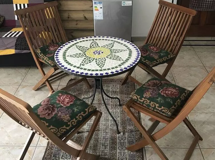 پانسیون L Escale Royale