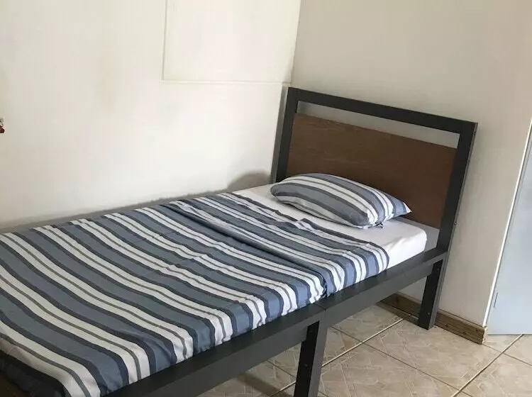 پانسیون L Escale Royale