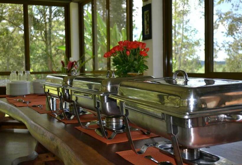 پانسیون Villa Anona Guest House