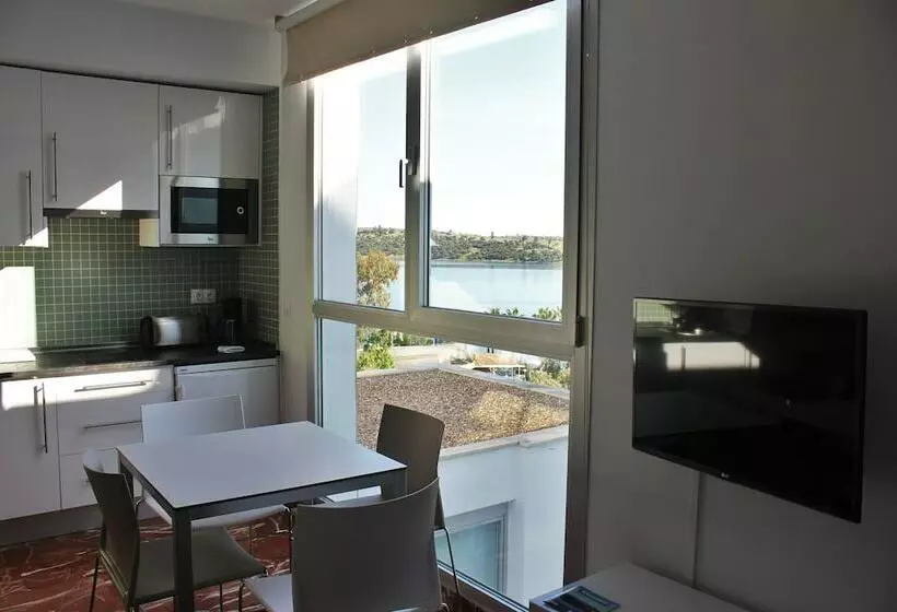 Apartamentos Embalse De Orellana