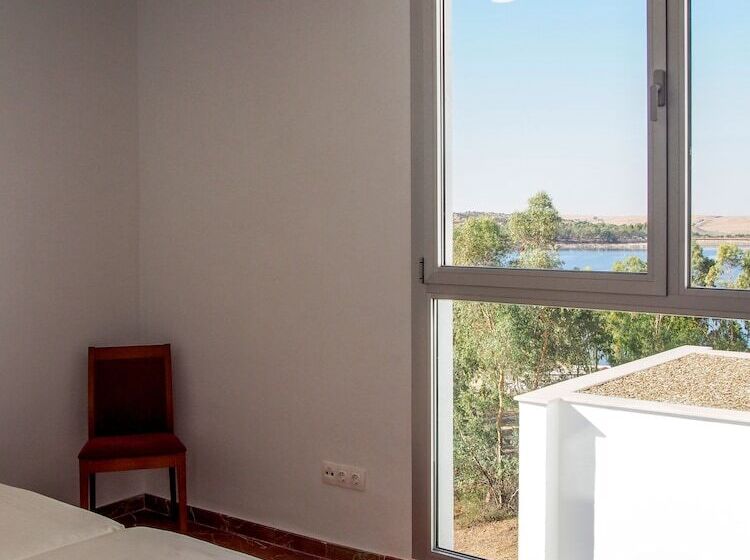 Apartamentos Embalse De Orellana