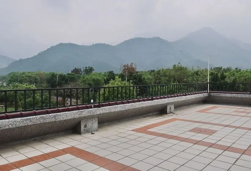 تختخواب و صبحانه Pingtung Happiness Garden