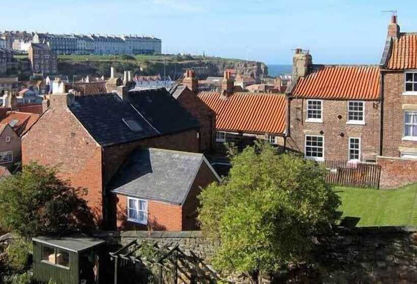 Demeter Holiday Cottage