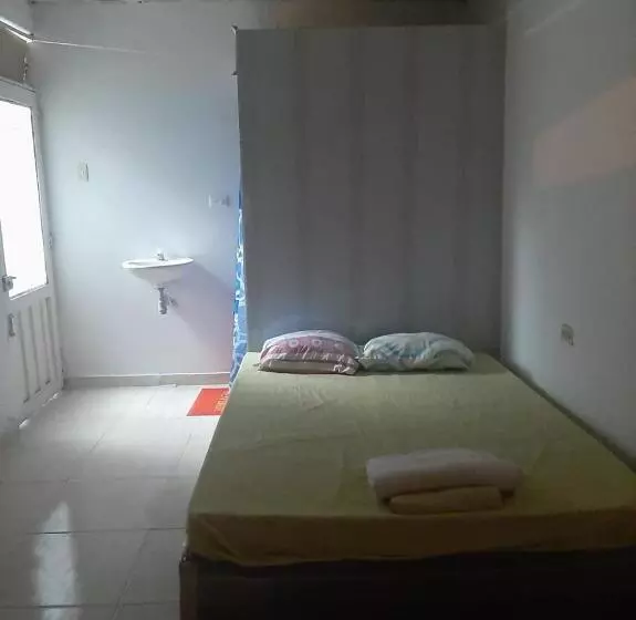 簡易ホテル Los De A Pie