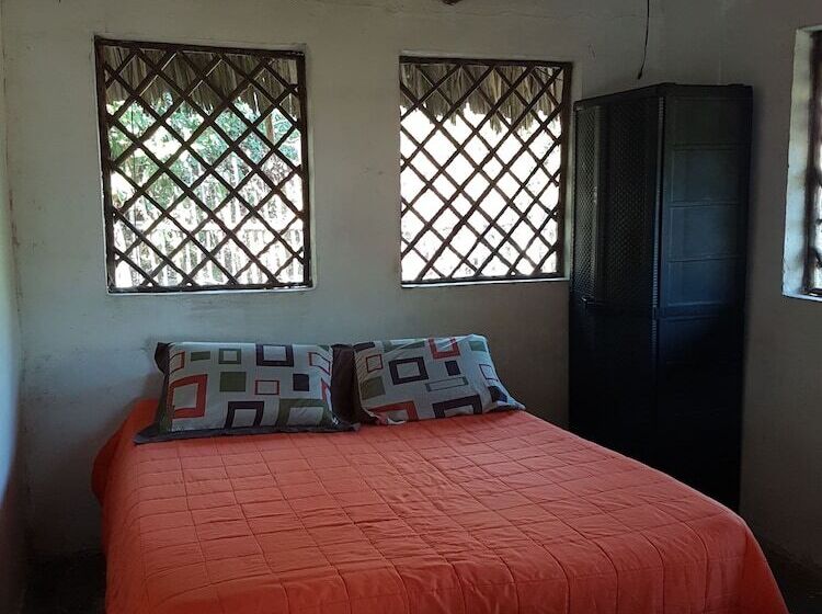 Hostal Mi Casa En La Playa Hostel