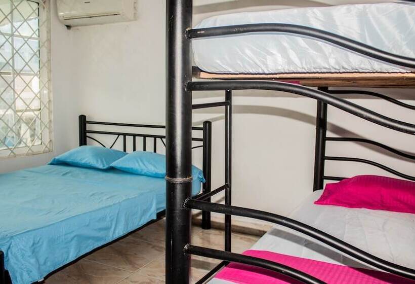 Hostel Casablanca 4130