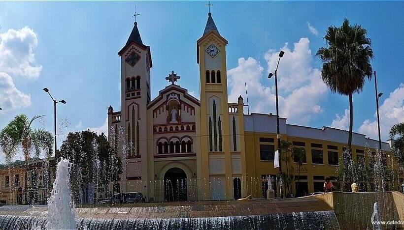 פונדק Los De A Pie