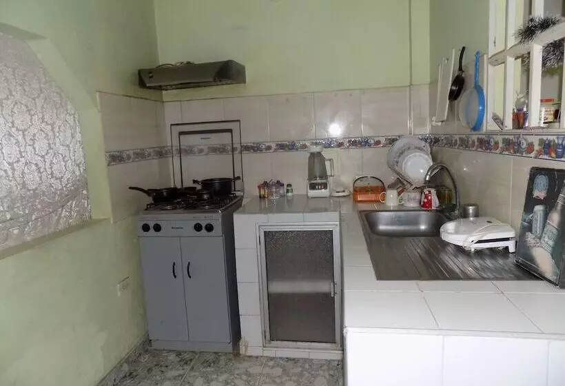 簡易ホテル Los De A Pie