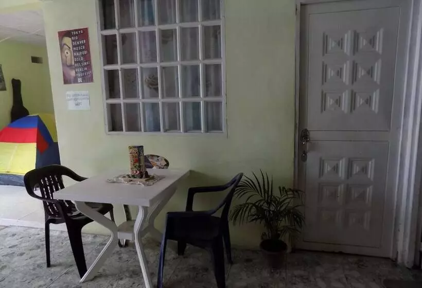 簡易ホテル Los De A Pie