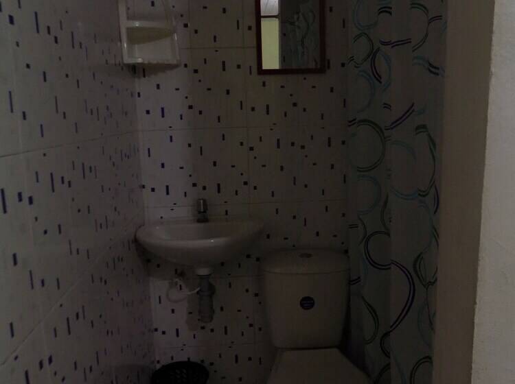 פונדק Los De A Pie