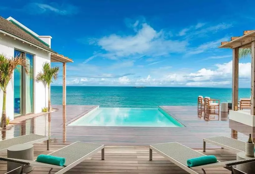 هتل Ambergris Cay Private Island All Inclusive   Pls Island Hopper Flight Included