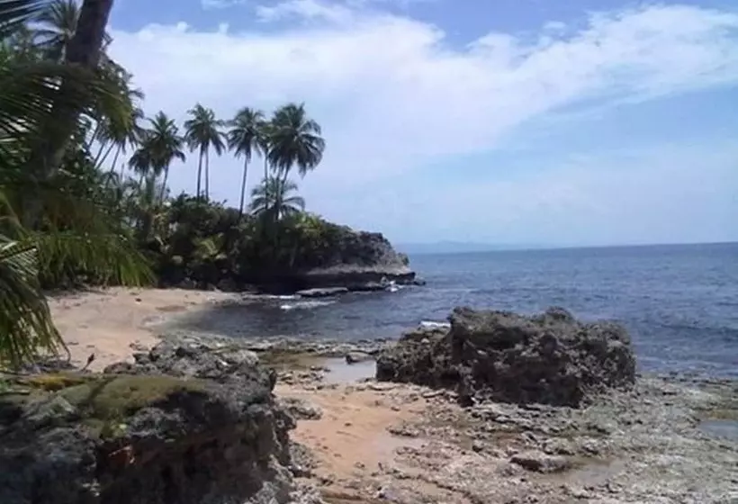 ホテル Cabinas Manzanillo Caribe Sur Cr