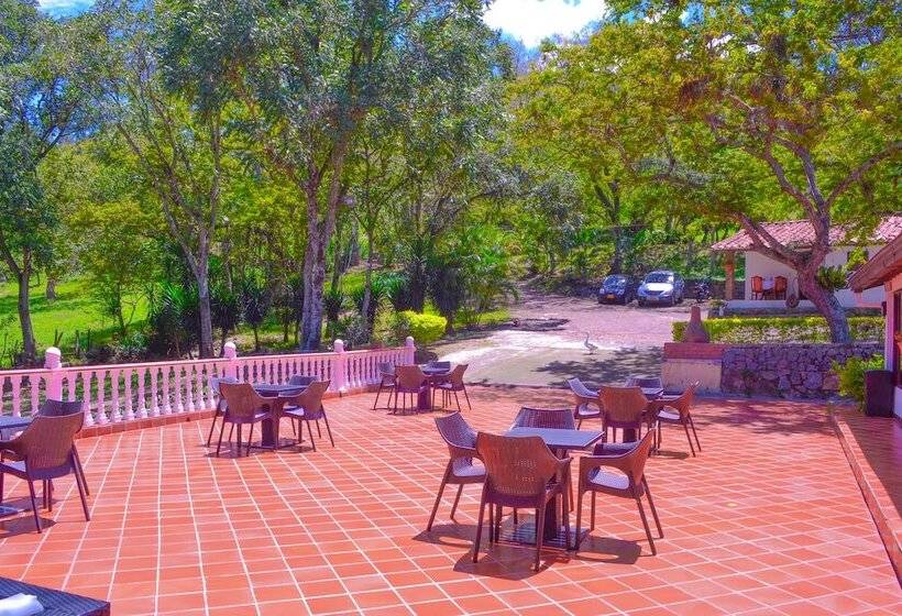 Отель Casa De Campo La Trinidad