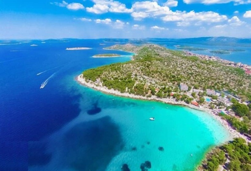 هتل Colentum Resort Murter