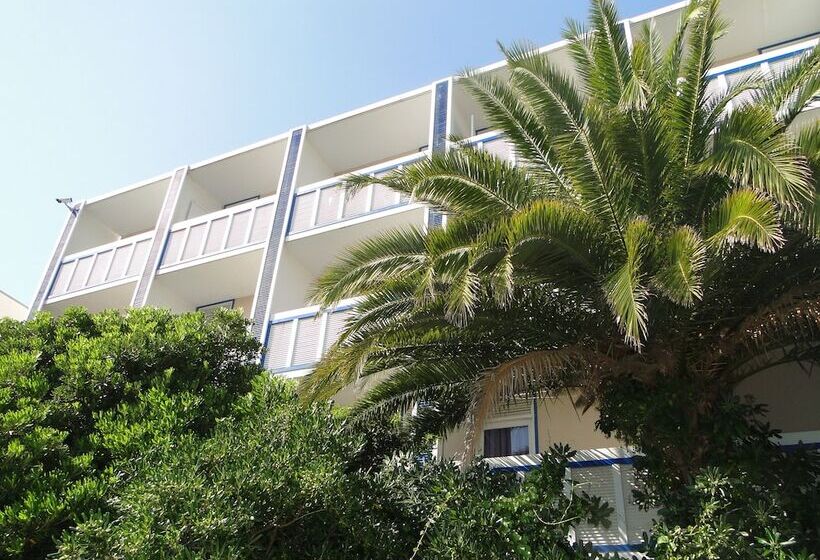 هتل Colentum Resort Murter