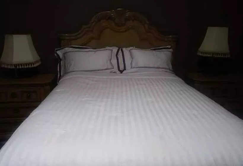 هتل Extravaganza Resort