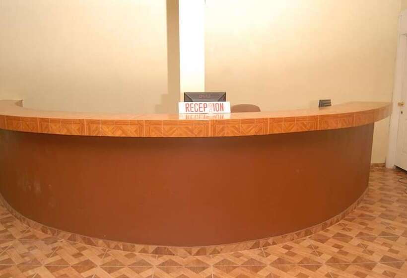 هتل Extravaganza Resort