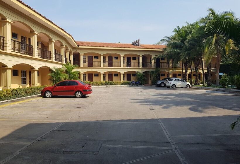 هتل Florencia San Miguel