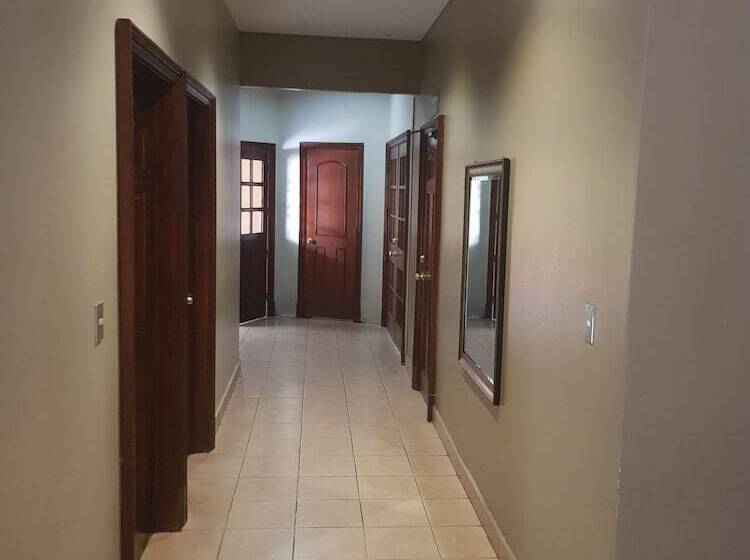 هتل Florencia San Miguel