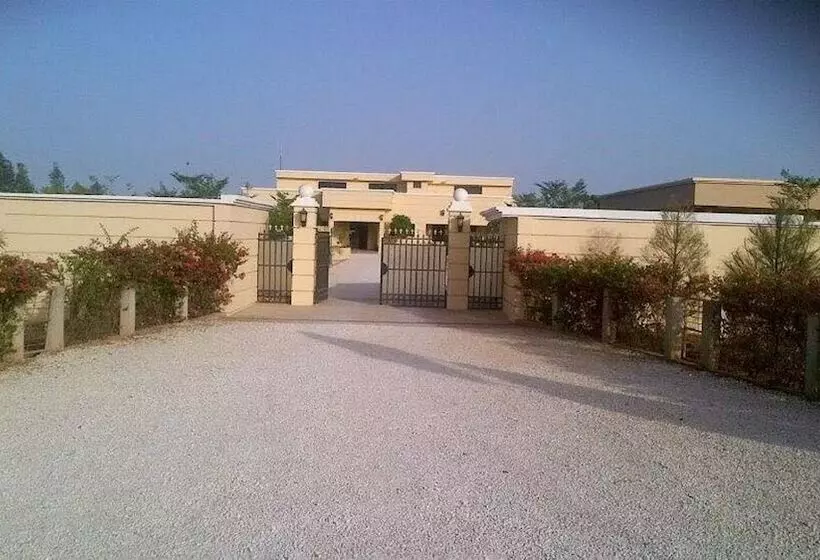 هتل Residence Coumba Andal