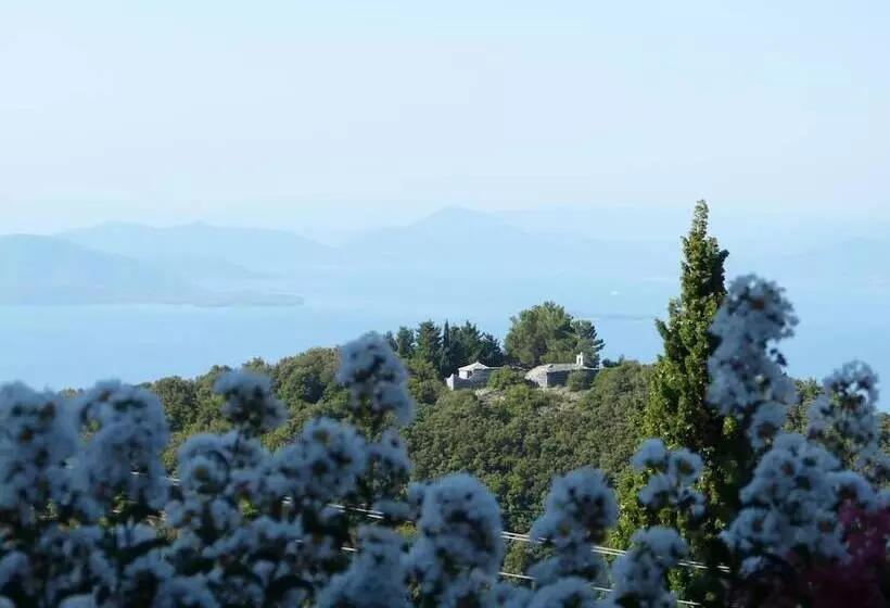 Hotelli Ta Xelidonakia