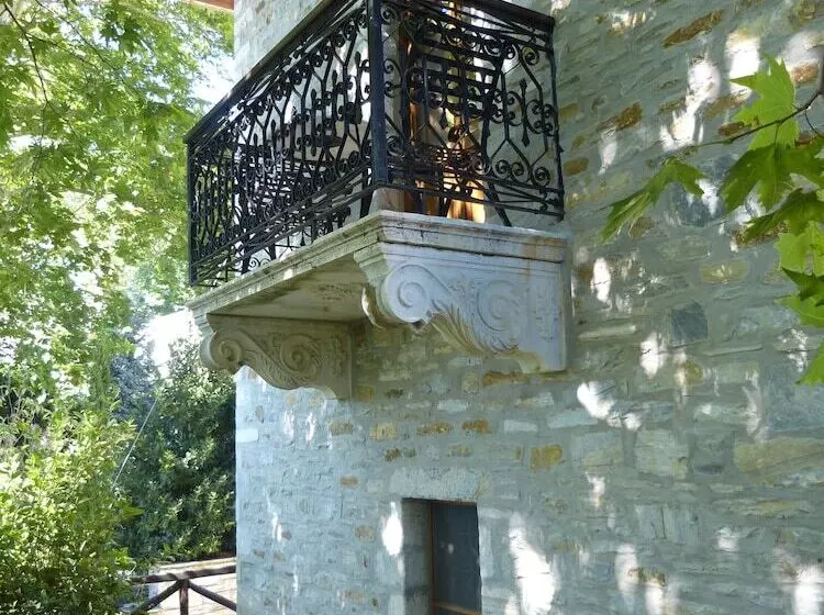 Hotelli Ta Xelidonakia