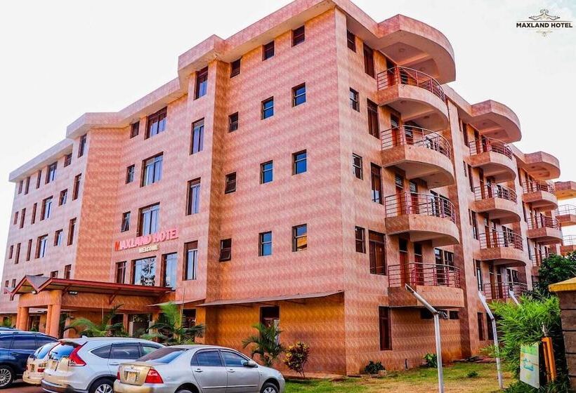 Maxland Hotel Juja