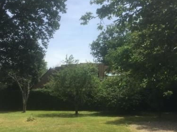 پانسیون Au Charme Du Lac 2