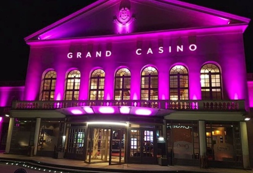 پانسیون Au Charme Du Lac 2