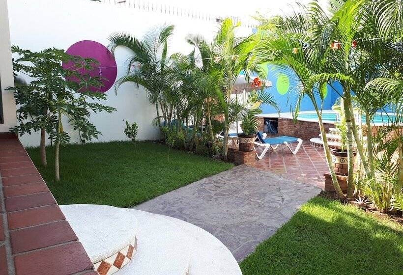 Пансион Casa De Ambrose