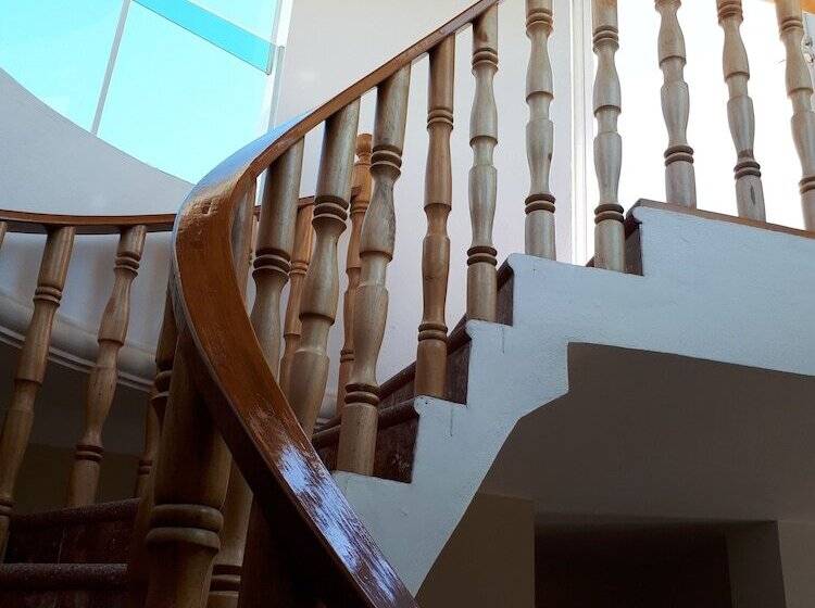 Пансион Casa De Ambrose