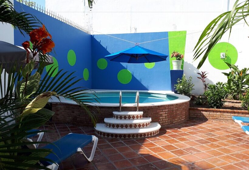 Пансион Casa De Ambrose