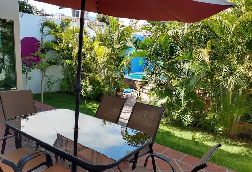 Пансион Casa De Ambrose