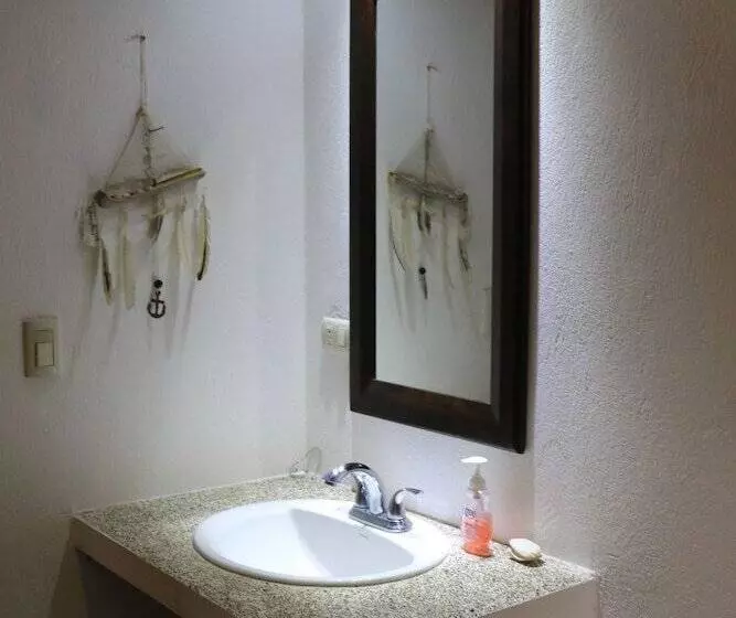 پانسیون Casa Nautika Guest House