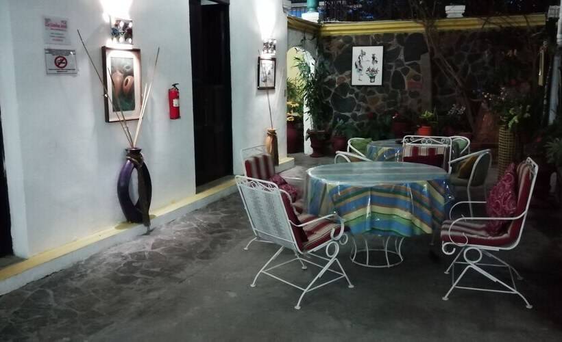 بنسيون Las Catalinas Hotel Plaza Numero 1