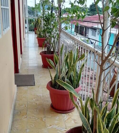 بنسيون Las Catalinas Hotel Plaza Numero 1