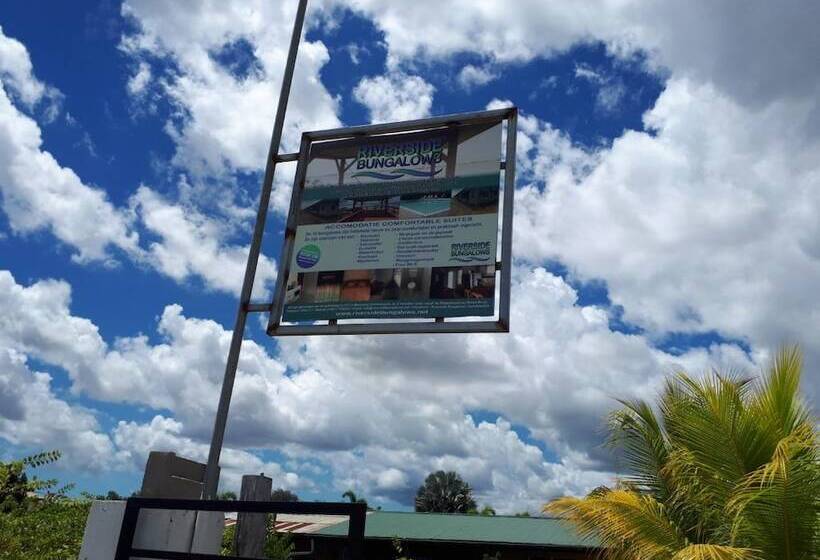 پانسیون Riverside Bungalows Commewijne