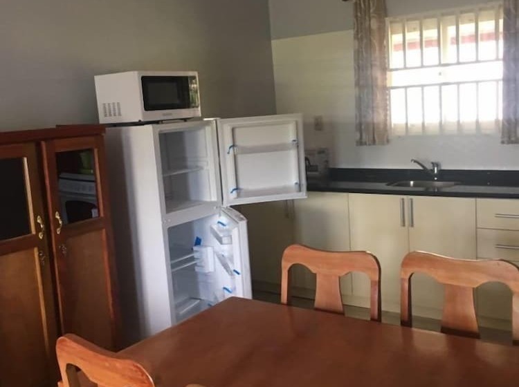 پانسیون Riverside Bungalows Commewijne