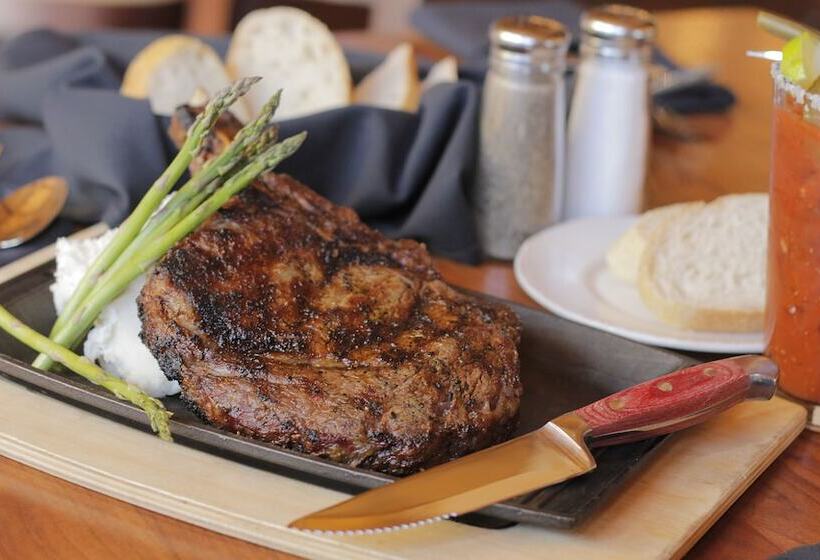 Хостел The Village At Highlands Ranch