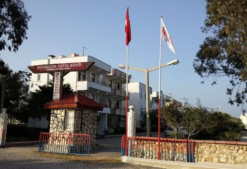 ホテル Altinkum Tatil Koyu