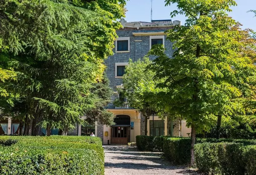 Hotelli Balneari De Vallfogona