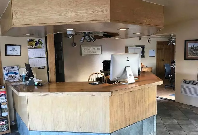 Hotelli Economy Guest Village And Apartments