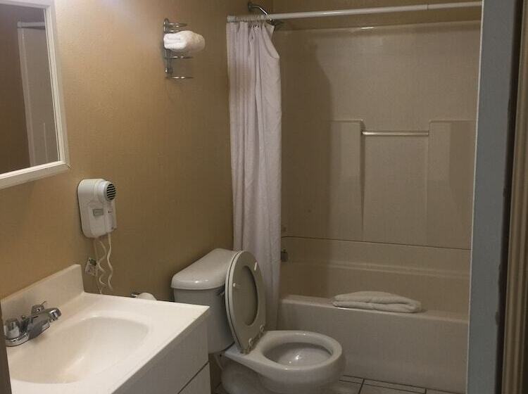 فندق Economy Guest Village And Apartments