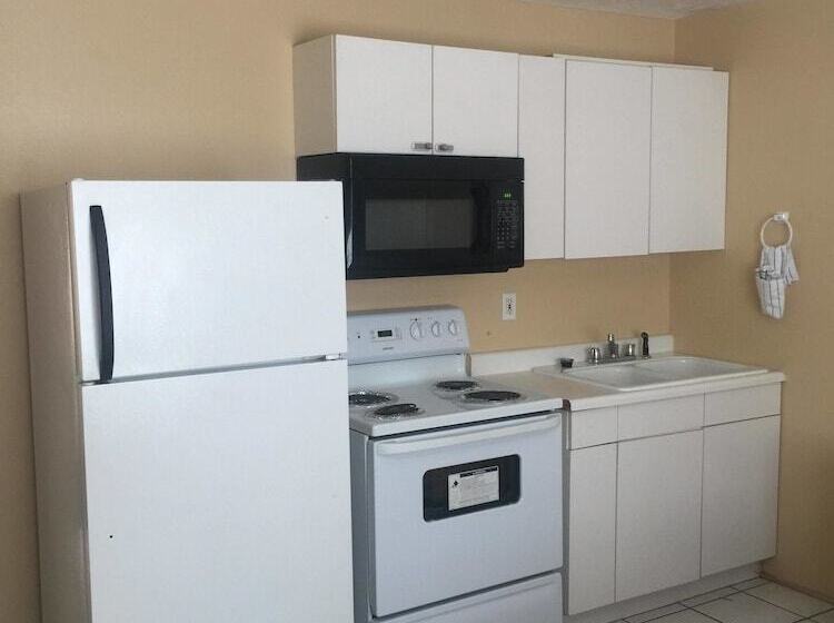 فندق Economy Guest Village And Apartments