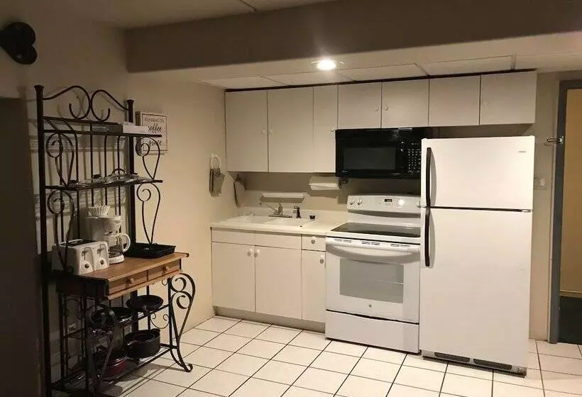 Hotelli Economy Guest Village And Apartments