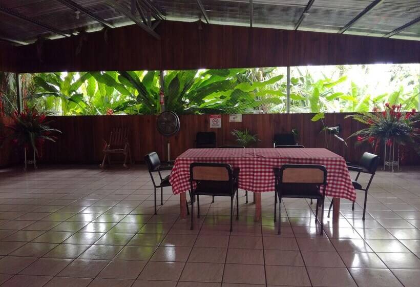 ホテル Hospedaje Rural Villa Santiago