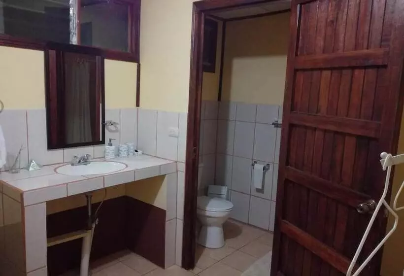 Hotelli Hospedaje Rural Villa Santiago