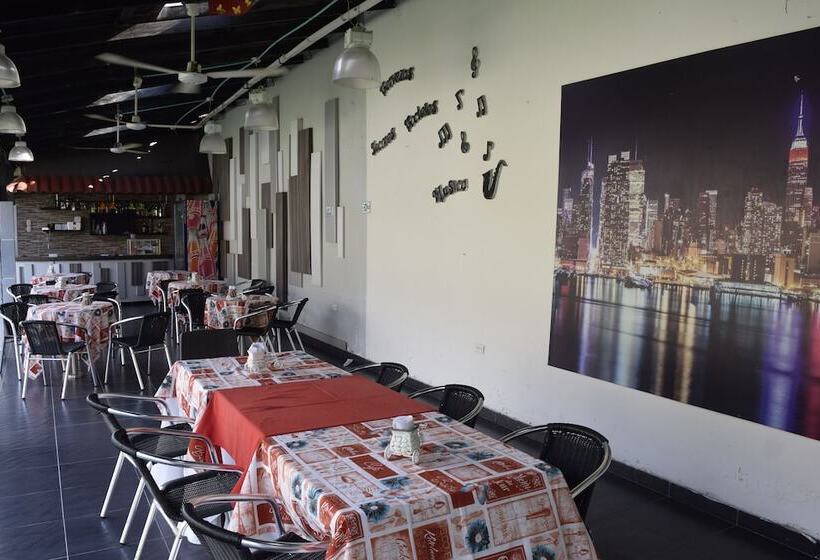 فندق Las Victorias Palmira